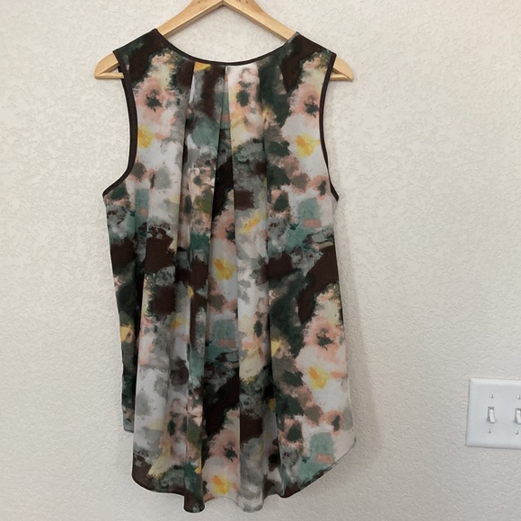 Top - Picture 3 of 3